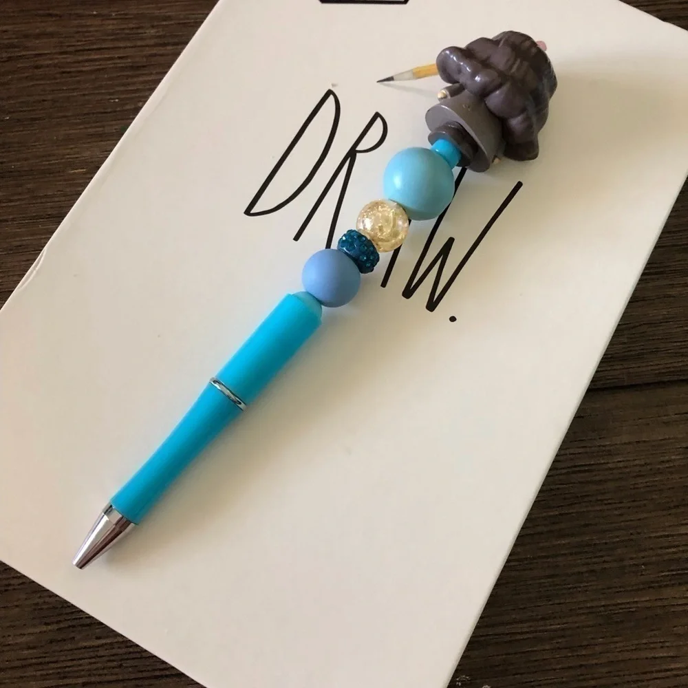 Harry Potter: Rubeus Hagrid Handmade beaded pen - Picture 3 of 3